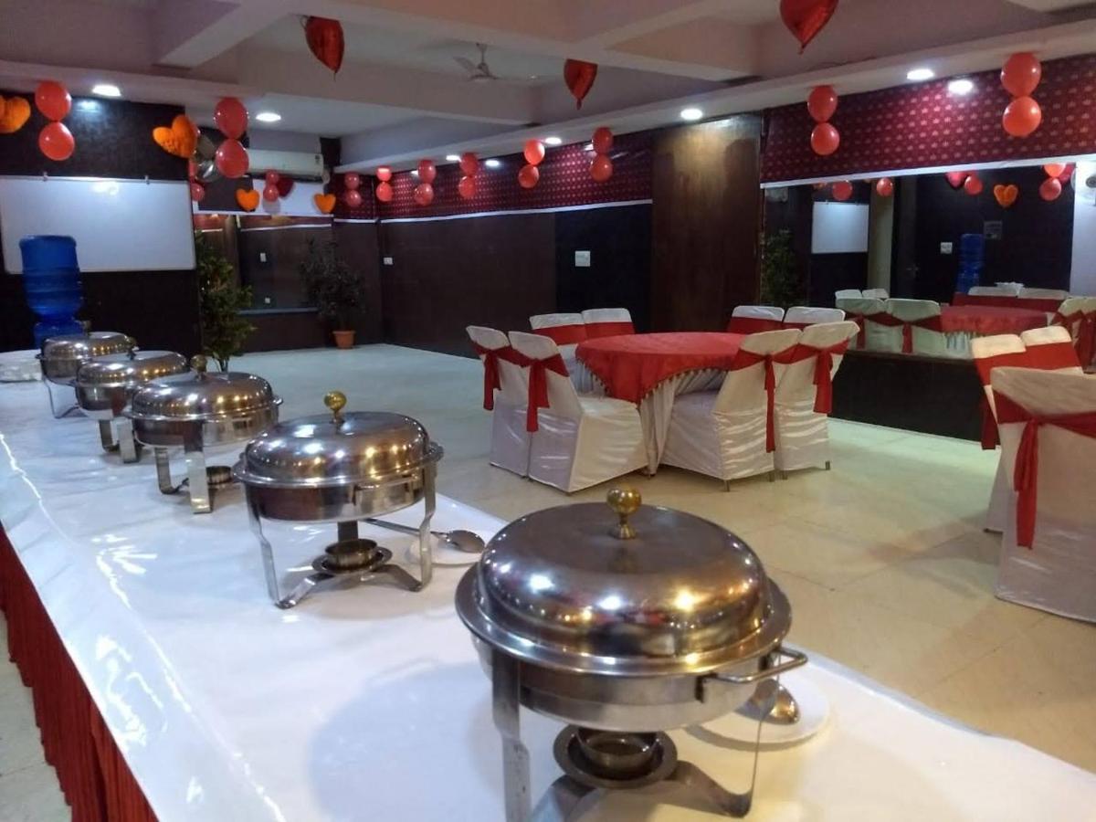 Hotel White Castle Noida Luaran gambar